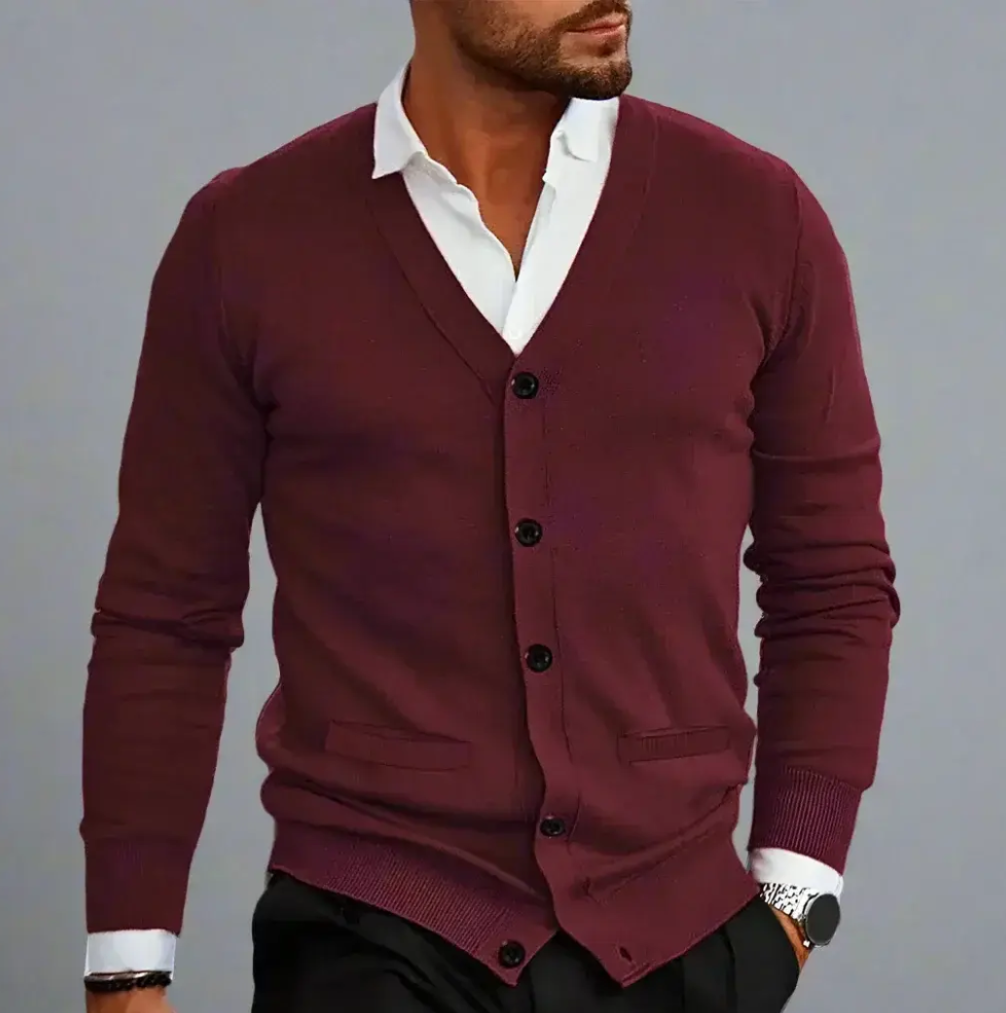 Classic sweater with button closure for Men